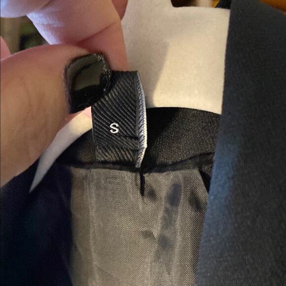 Chic Black Sleeveless Jumpsuit - Picture 7 of 8